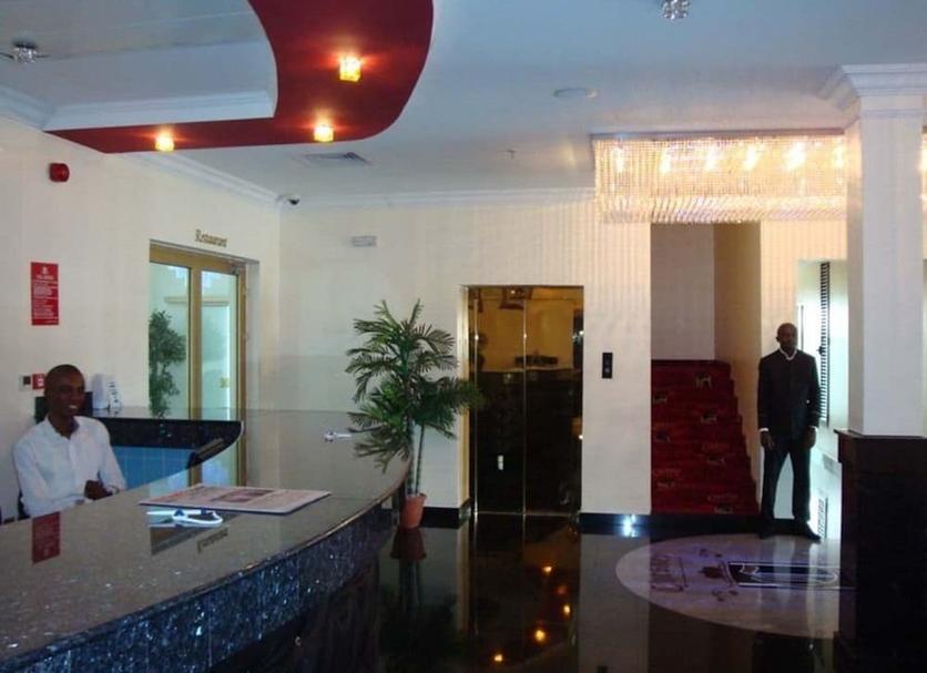 Front desk Photo