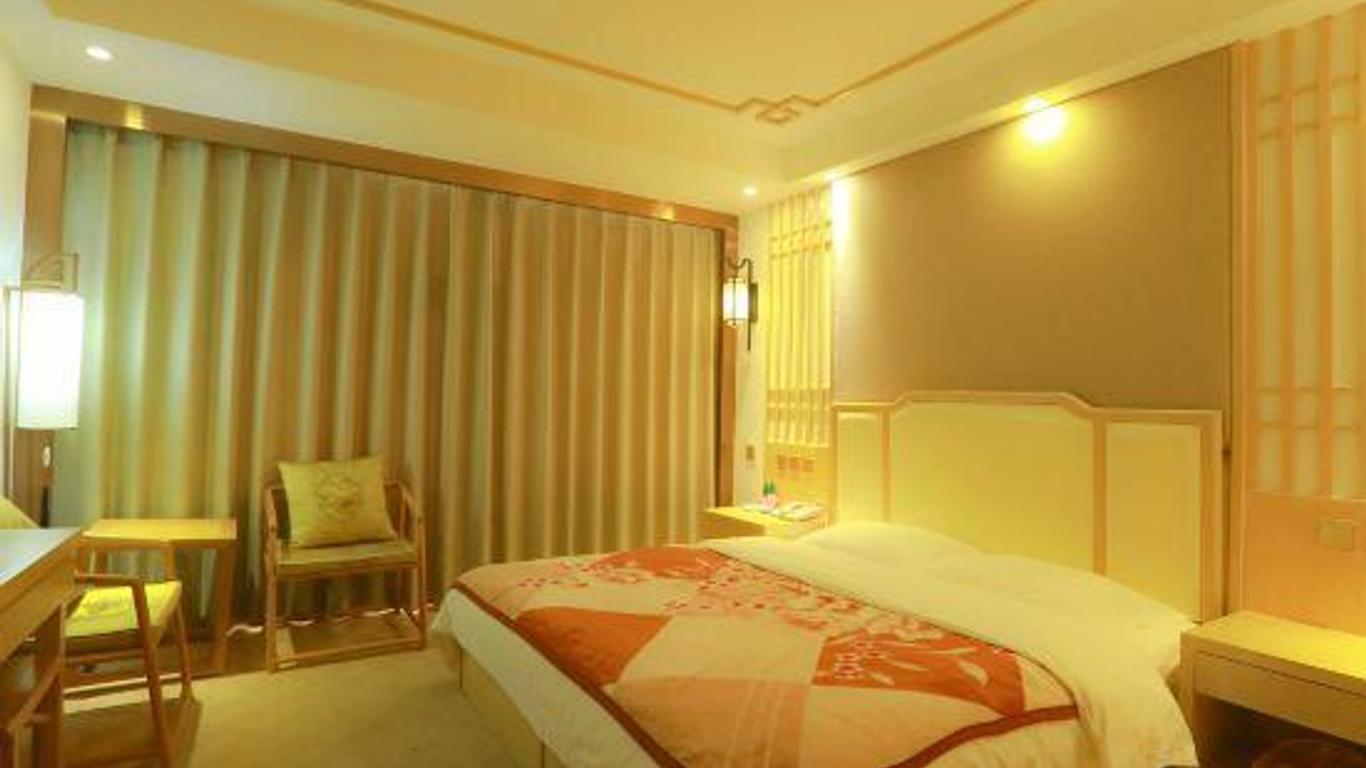 Shuangyang Hotel