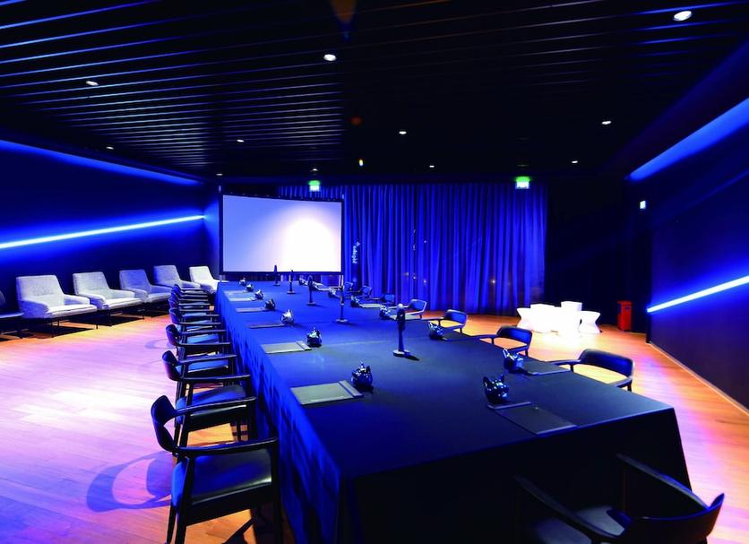 Conference room Photo