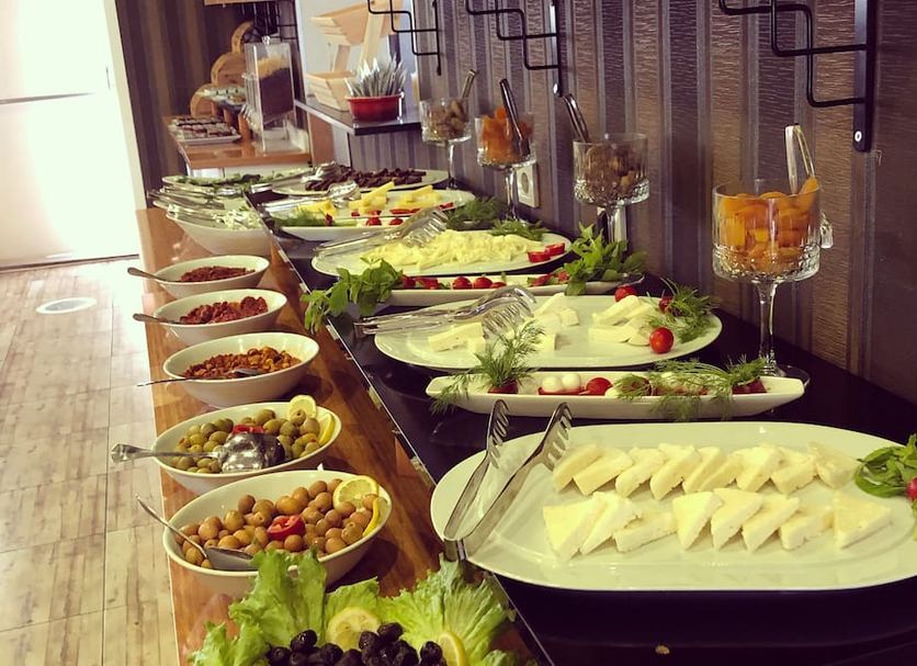 Buffet Photo