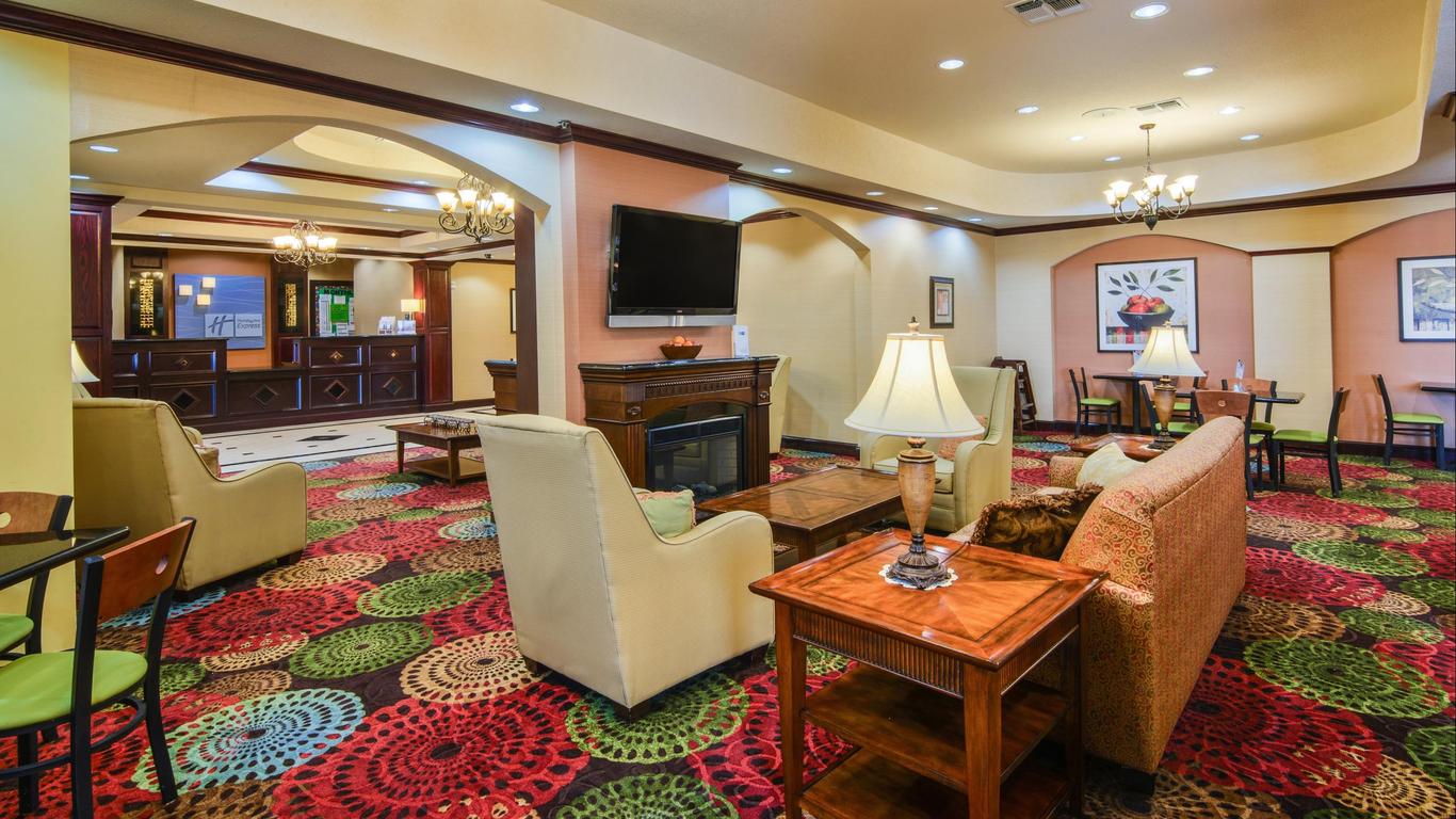 Holiday Inn Express Hotel & Suites Terrell, An IHG Hotel