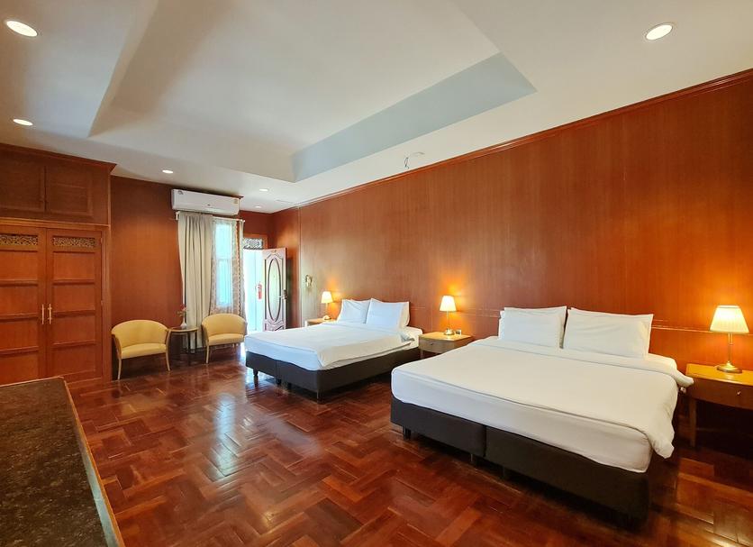 Bedroom Photo