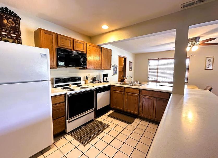 Kitchen Photo