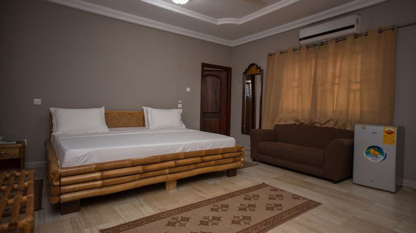 Aborigines Beach Resort