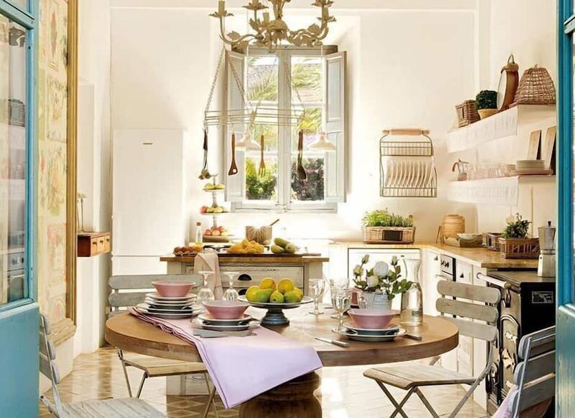 Dining room Photo