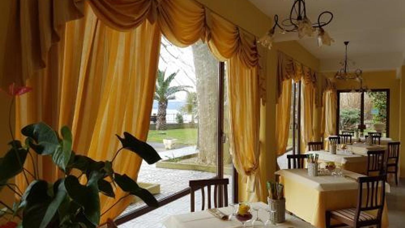 Hotel Eden Sul Lago