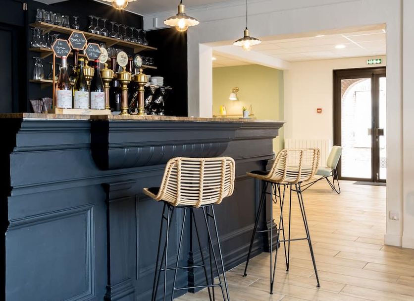Bar Photo