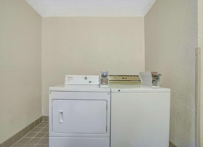 Laundry facility Photo