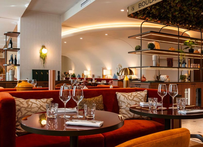 Restaurant Photo