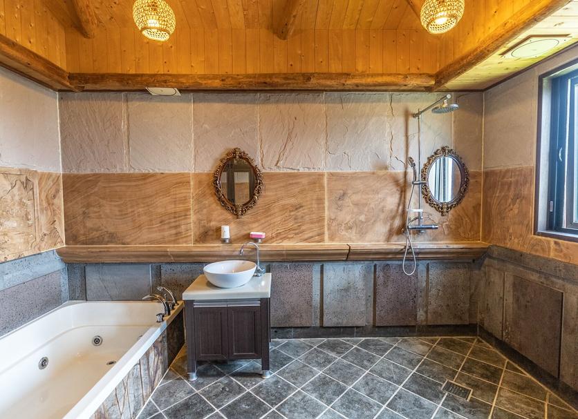 Bathroom Photo