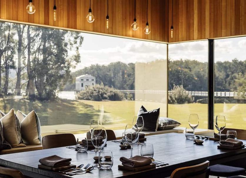 Dining room Photo