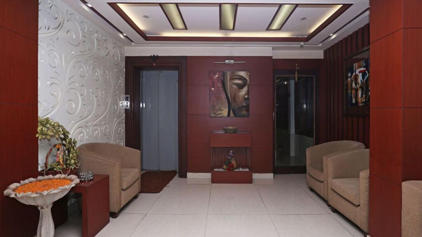 OYO Hotel Monsoon Palace