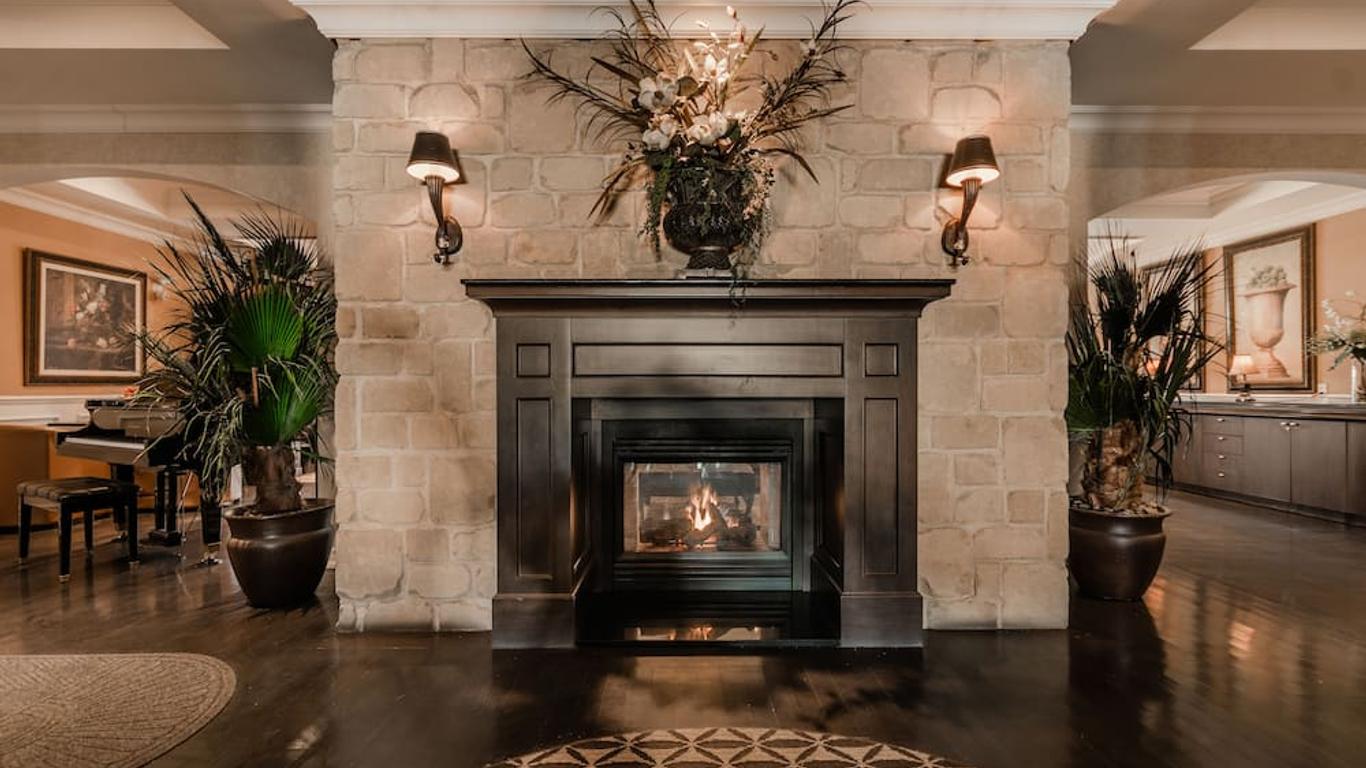 Le St-Martin Hotel & Suites Laval