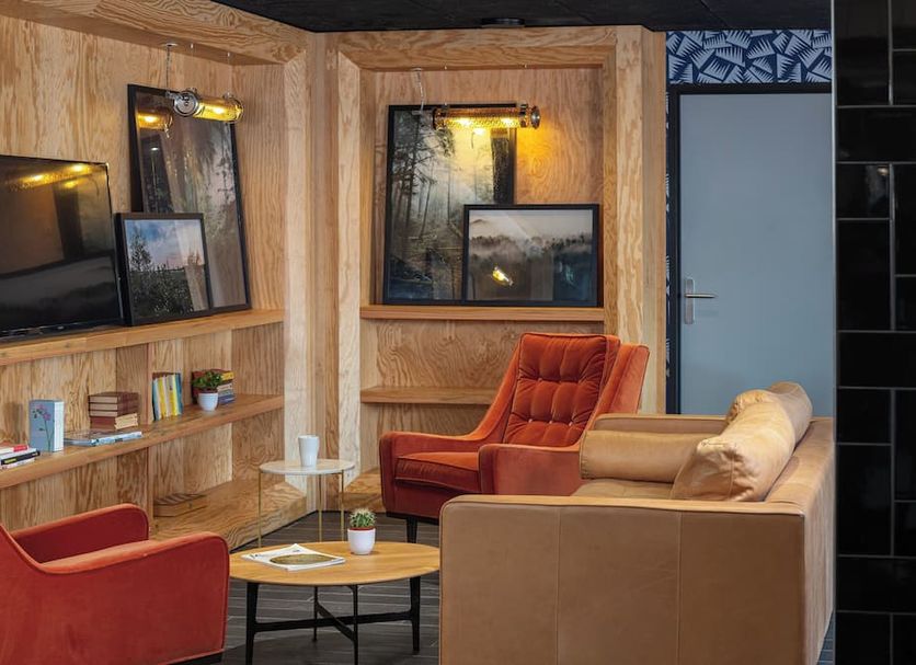 Lounge Photo