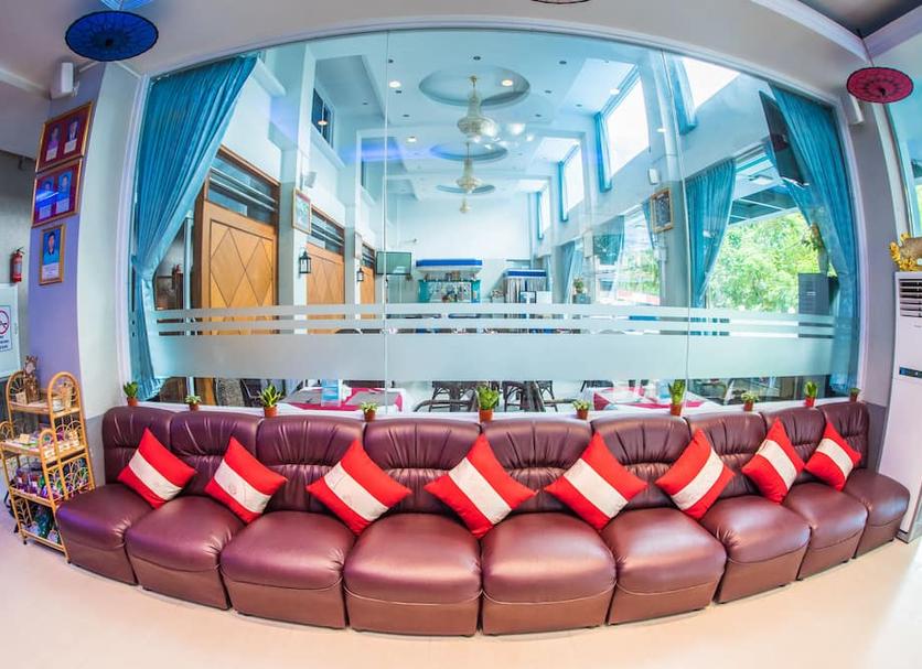 Lounge Photo