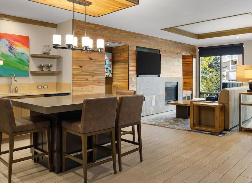 Dining room Photo