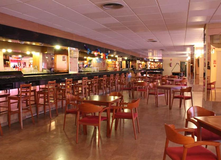 Bar Photo