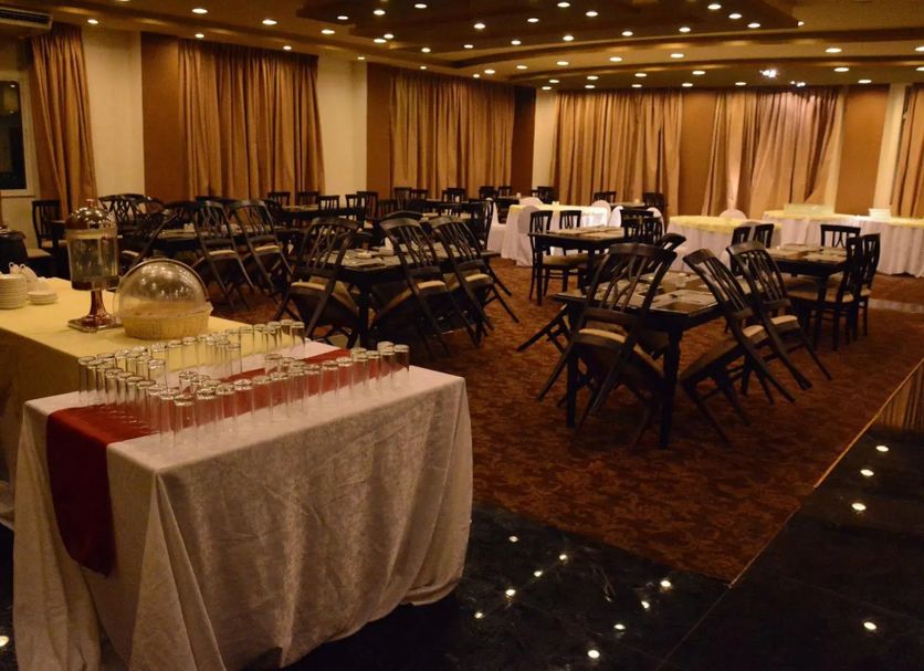 Banquet hall Photo