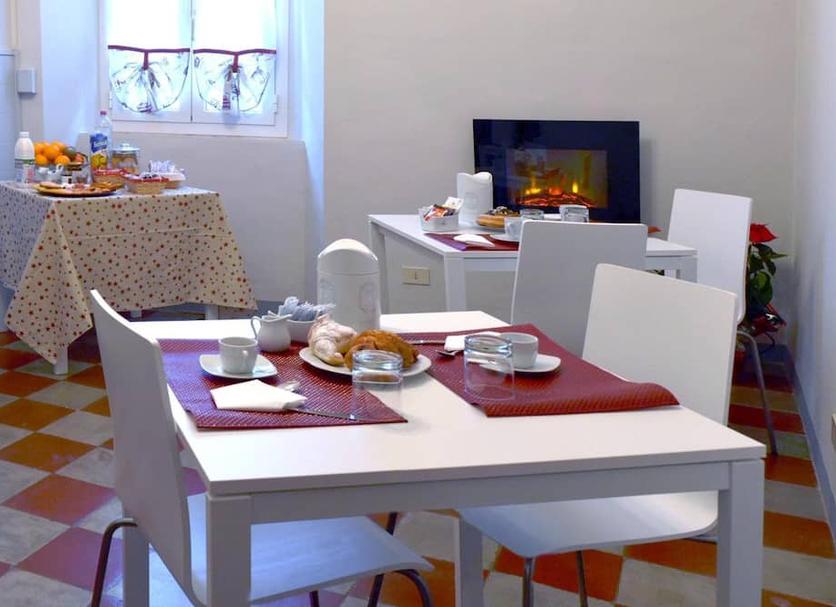 Dining room Photo
