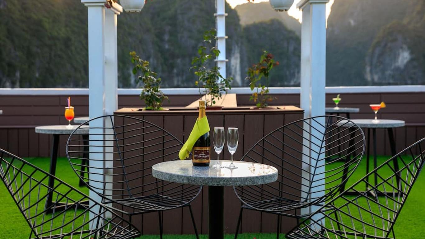 Cat Ba Valentine Hotel