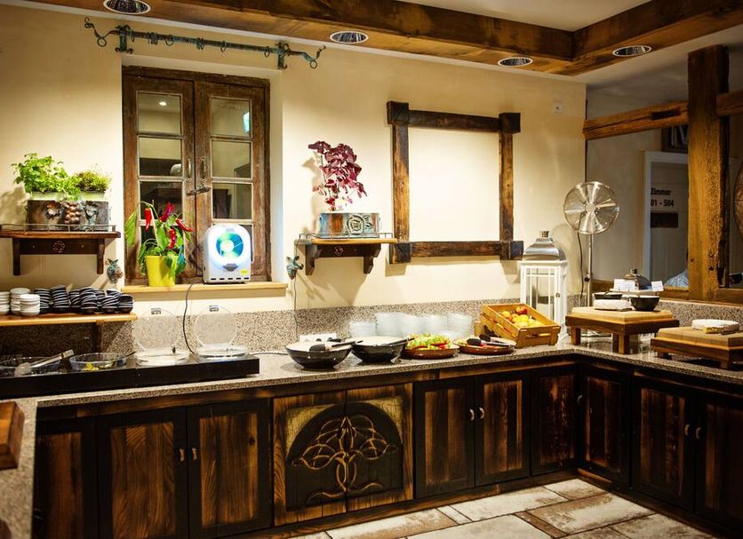 Buffet Photo