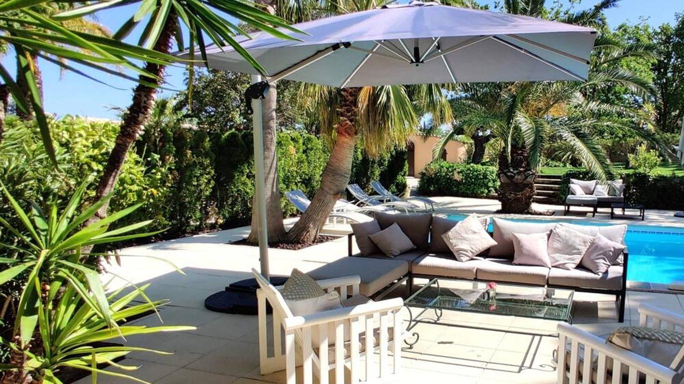 Maison Prestige Saint Tropez by Roberto Geissini