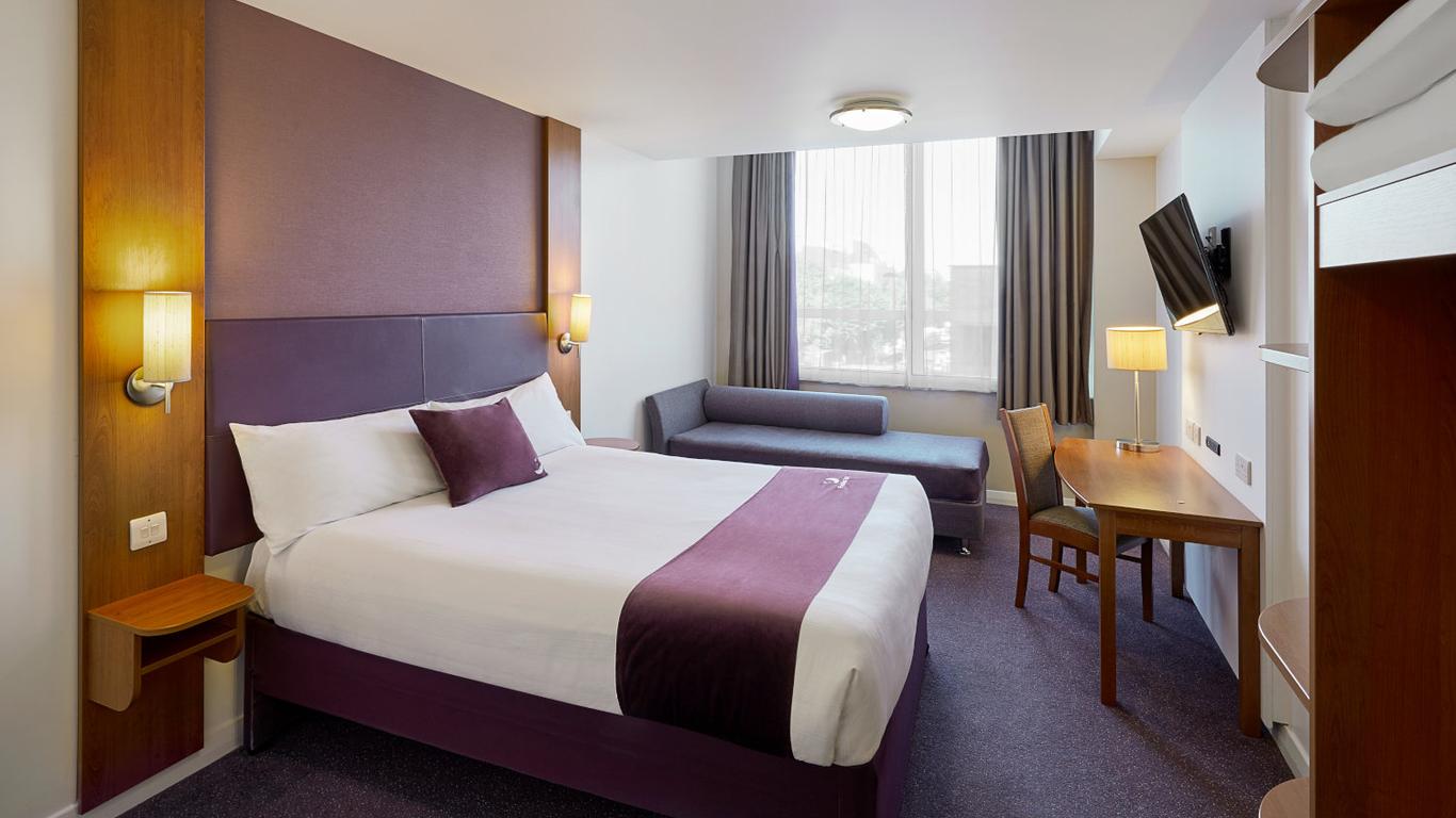 Premier Inn Chester Central (South East)