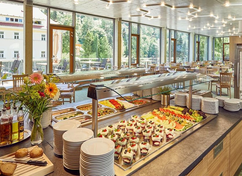 Buffet Photo