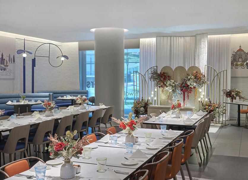 Restaurant Photo