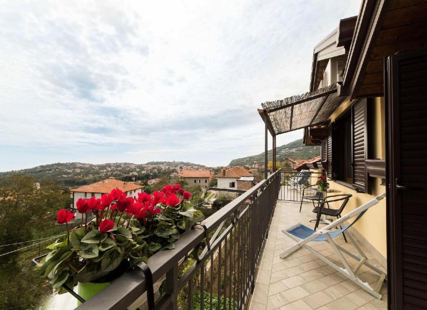 Balcony Photo