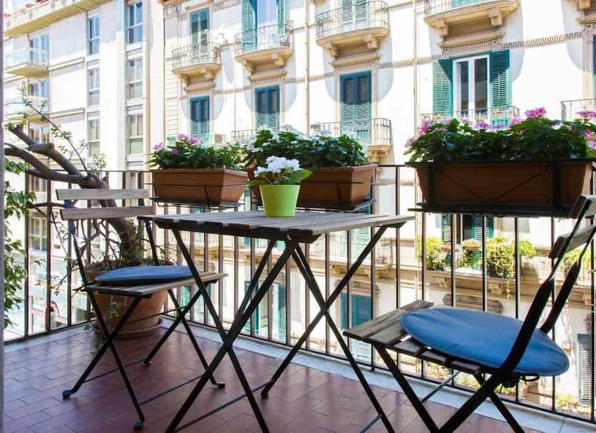 Balcony Photo