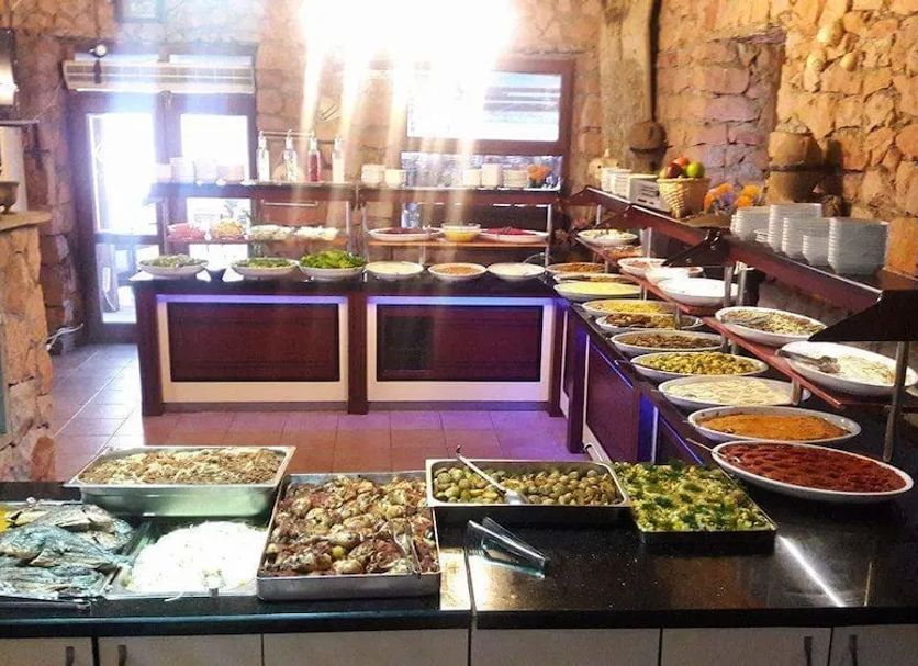 Buffet Photo