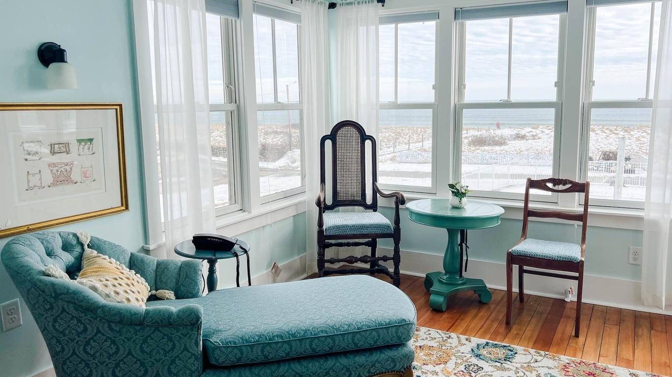 Ocean House Hotel & Motel
