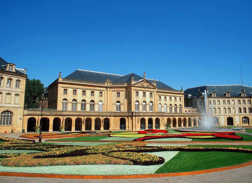 Building Photo