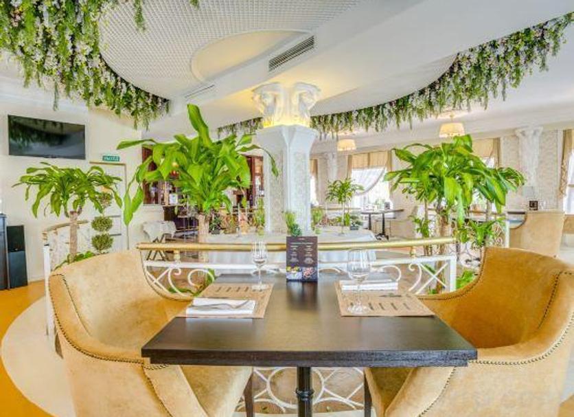 Dining room Photo