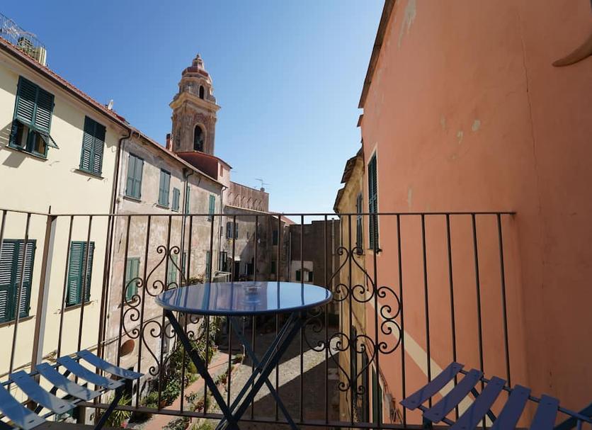 Balcony Photo