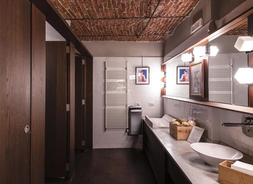 Bathroom Photo
