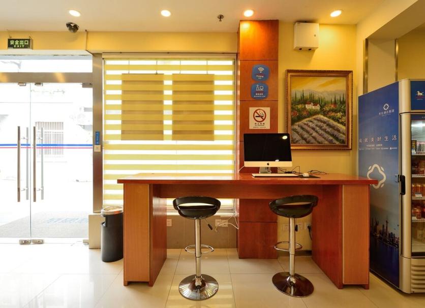 Business center Photo