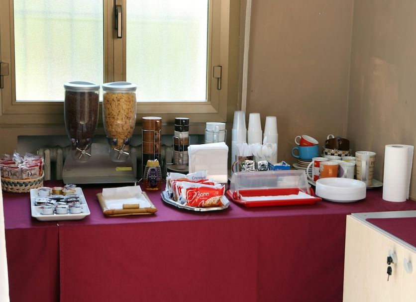 Buffet Photo