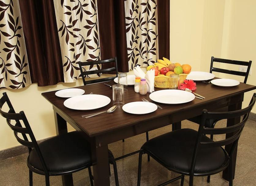 Dining room Photo