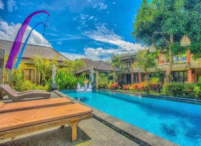 Pool Photo