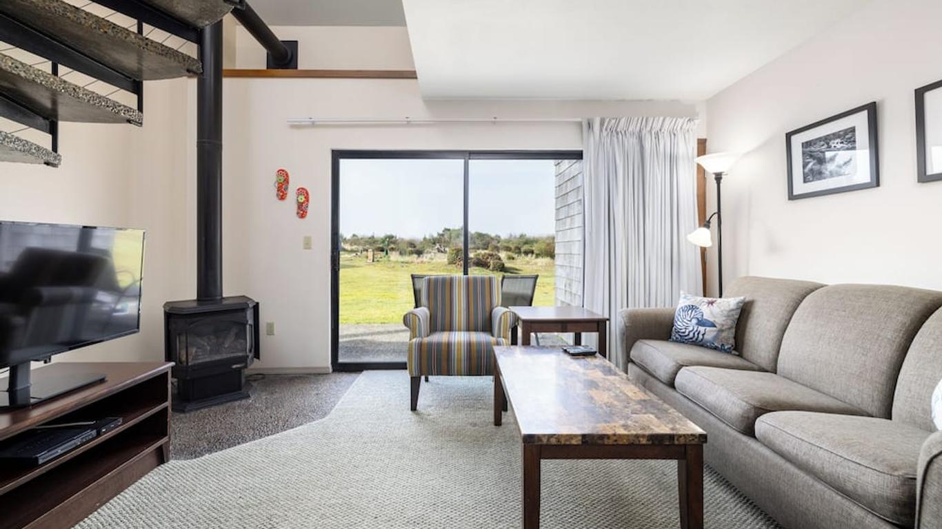 Surfcrest Resort