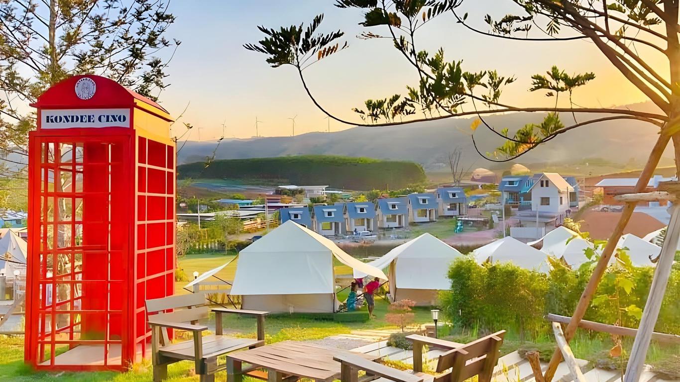 Kondee Cino Cafe and Glamping