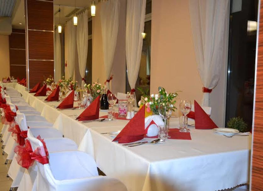 Banquet hall Photo