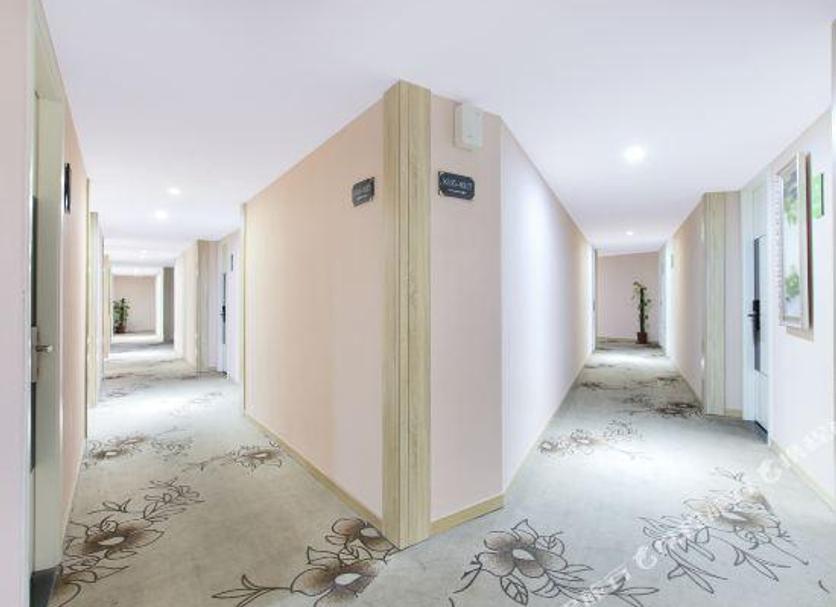 Hallway Photo