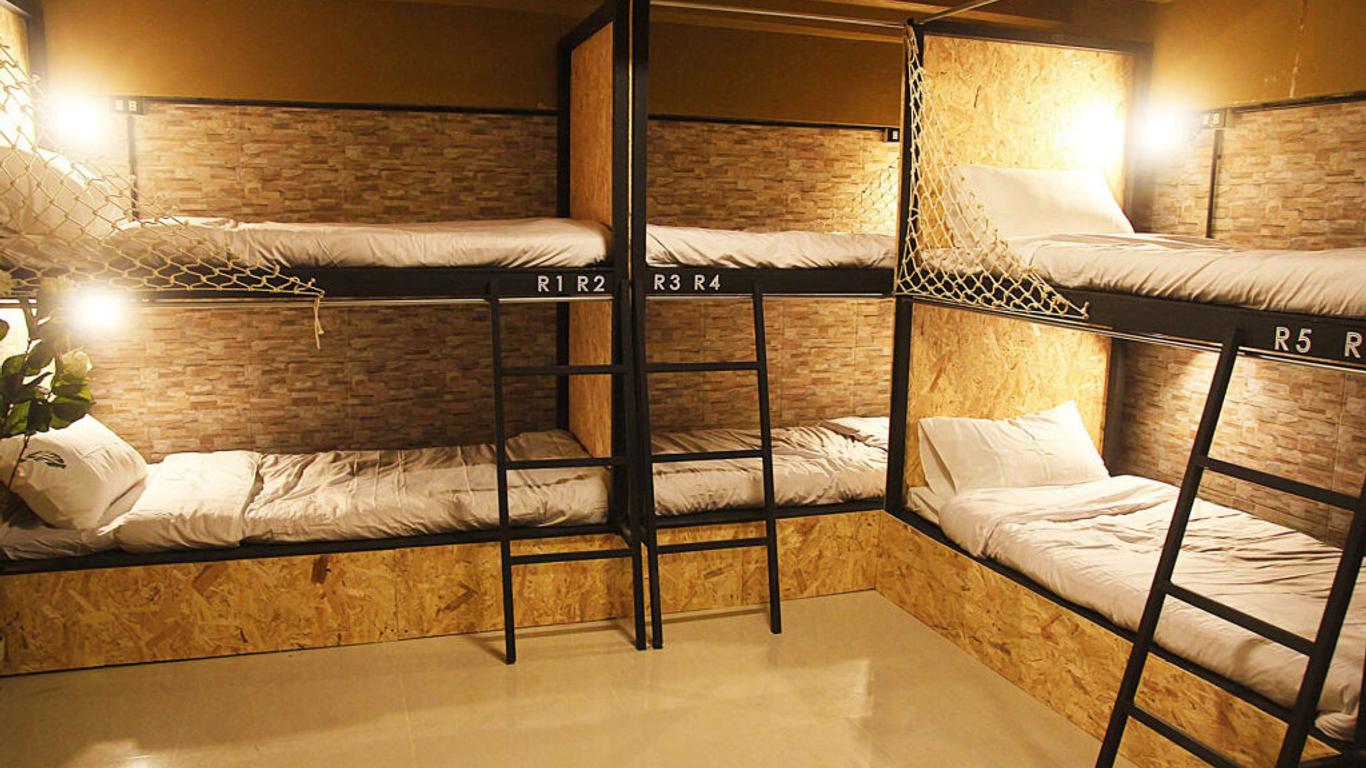 Ma Peak Hotel