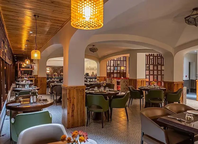 Restaurant Photo