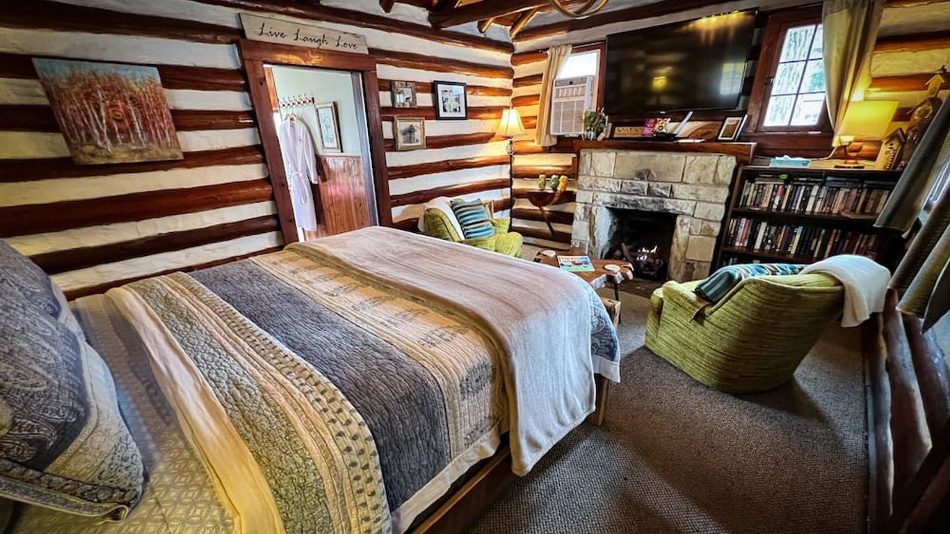 Sherwood Court Cottages & Guest Rooms