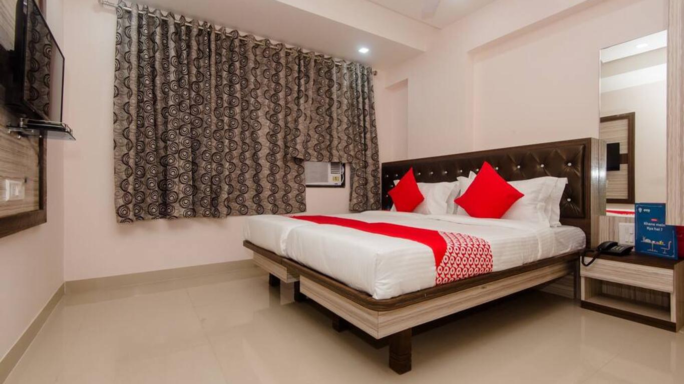 OYO 13511 Hotel Gems