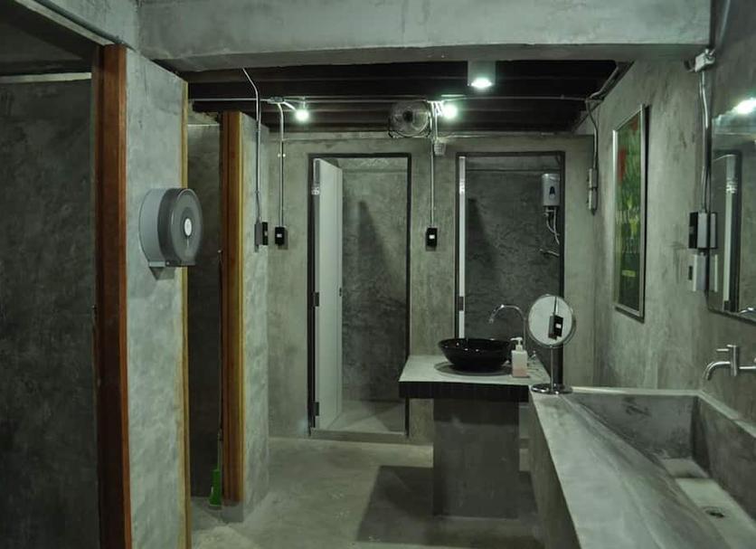 Bathroom Photo